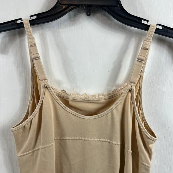 Maidenform Sweet Nothings nude lace trim camisole. Sz XL - Picture 5 of 7